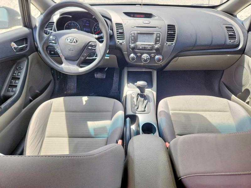 Снимка 8 от търг – 2016 KIA FORTE с VIN KNAFX4A61G5607809
