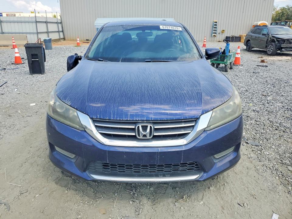Photo 5 from auction – 2013 HONDA ACCORD with VIN 1HGCR2F57DA079072