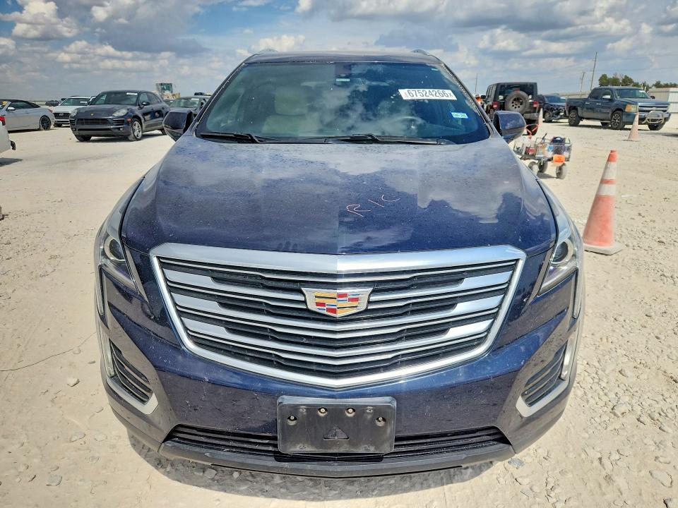 Photo 5 from auction – 2017 CADILLAC XT5 with VIN 1GYKNARS2HZ268540