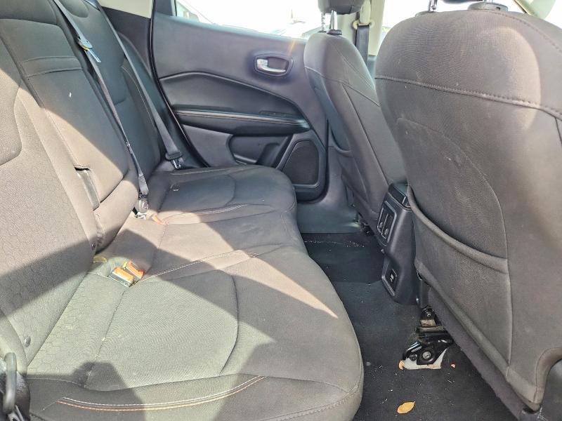 Photo 11 from auction – 2017 JEEP COMPASS with VIN 3C4NJCAB9HT661111