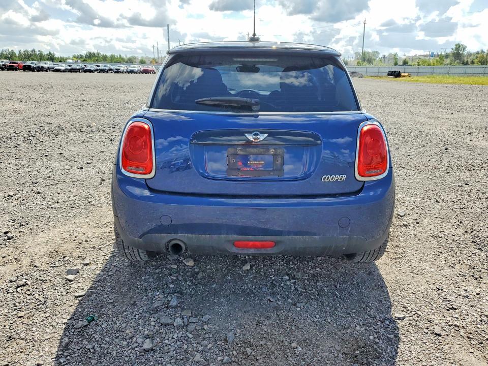 Photo 6 from auction – 2016 MINI COOPER with VIN WMWXP5C56G2D70933