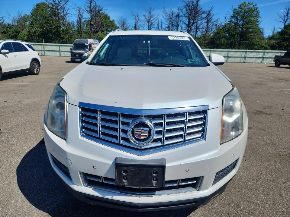 Photo 5 from auction – 2016 CADILLAC SRX with VIN 3GYFNEE31GS526548