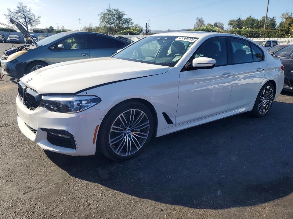 BMW 540 2018 مع رقم تعريف المركبة WBAJE5C51JG918291 - صورة من المزاد