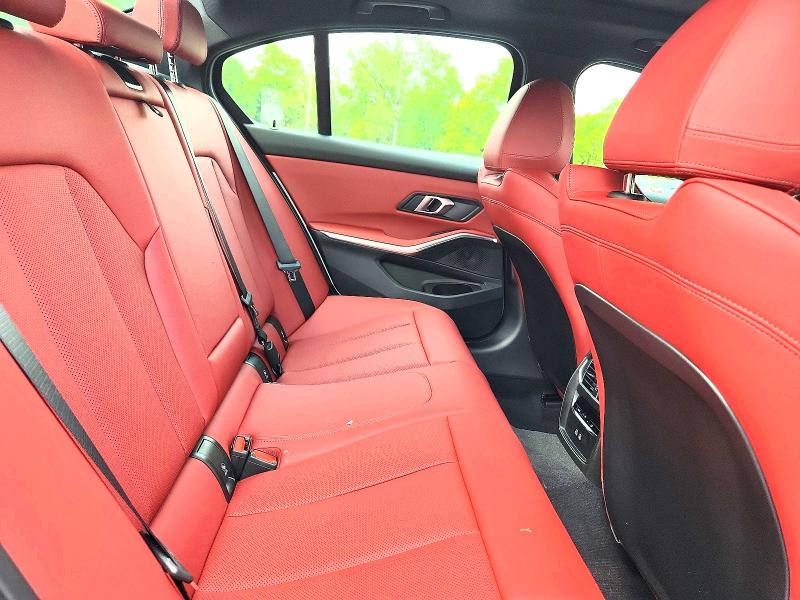 Photo 10 from auction – 2026 BMW 330XI with VIN 3MW89CW04T8G57019