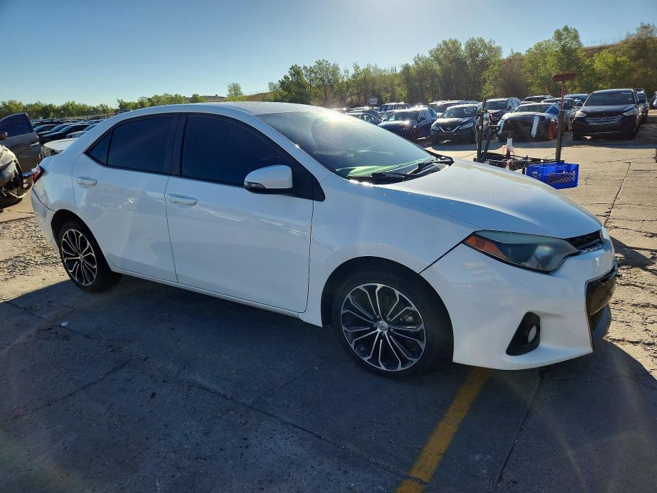 Photo 4 from auction – 2016 TOYOTA COROLLA with VIN 2T1BURHE4GC530084