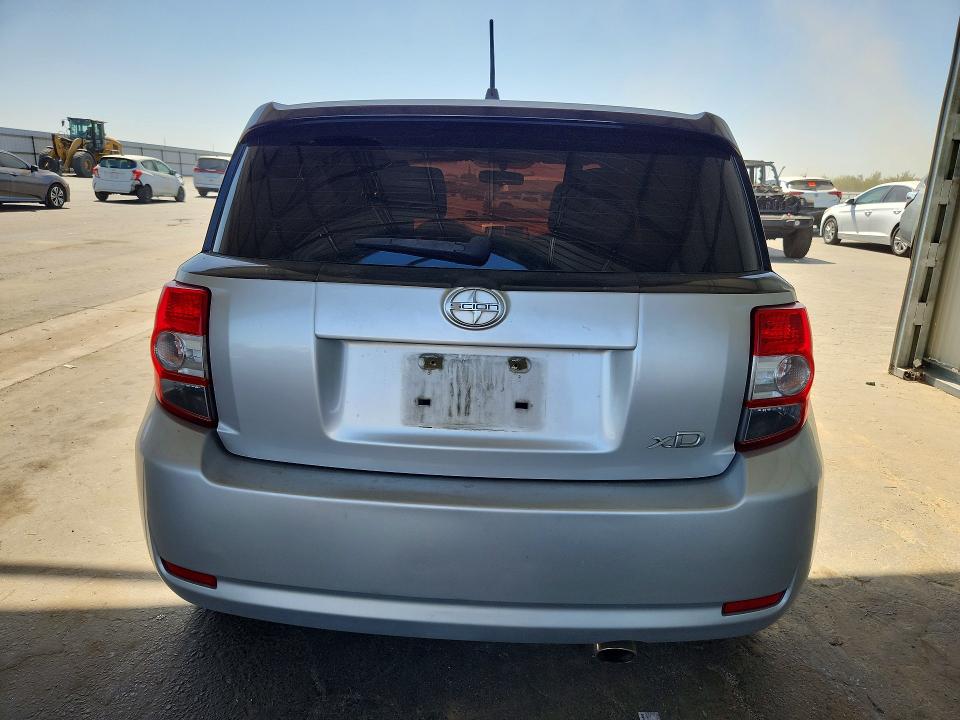 Photo 6 from auction – 2013 SCION XD with VIN JTKKUPB43D1029541