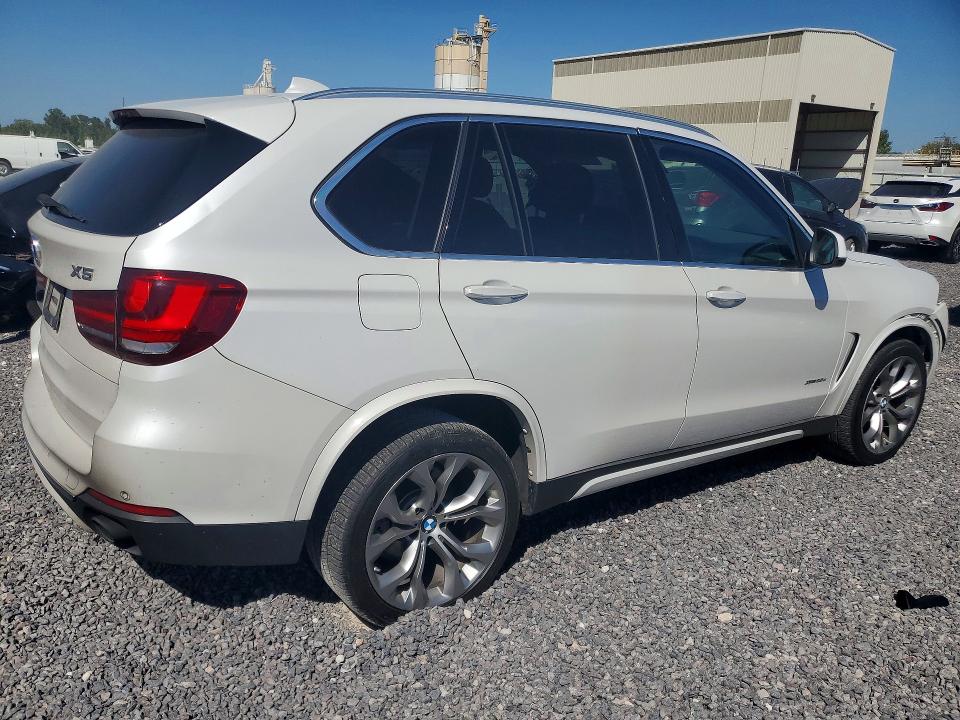 Foto 3 de la subasta – 2014 BMW X5 con VIN 5UXKS4C51E0J96232