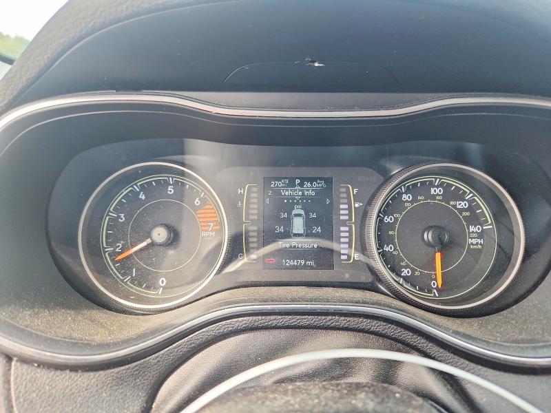 Photo 9 from auction – 2020 JEEP CHEROKEE with VIN 1C4PJLCB8LD654445