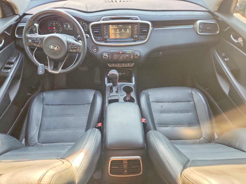 Photo 8 from auction – 2017 KIA SORENTO with VIN 5XYPH4A18HG280228