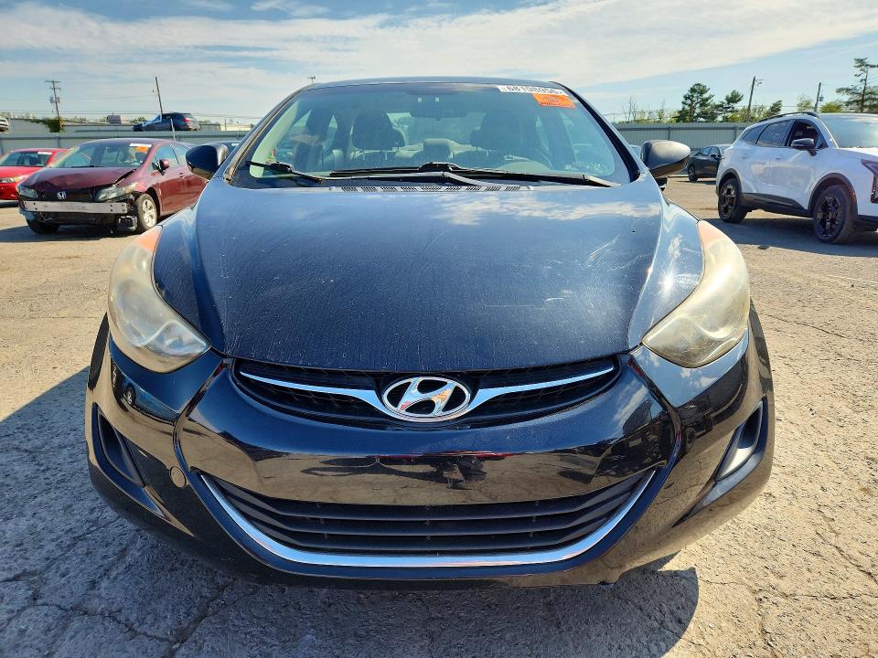 Photo 5 from auction – 2011 HYUNDAI ELANTRA with VIN 5NPDH4AE7BH016536