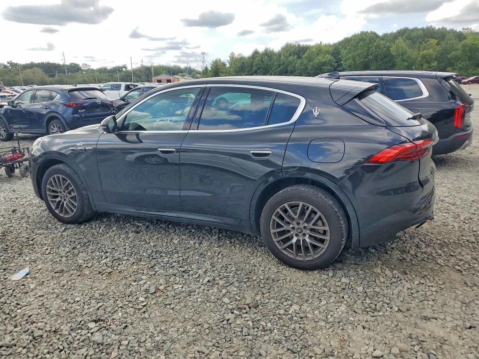 Zdjęcie 2 z aukcji – 2024 MASERATI GRECALE z VIN ZN6PMDAA0R7458884