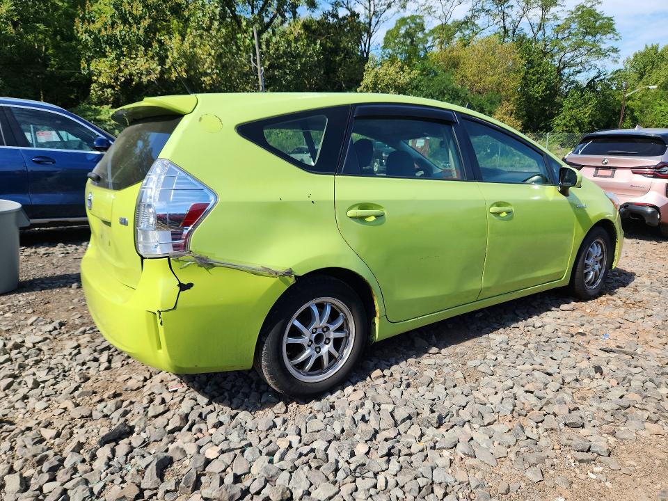 Photo 3 from auction – 2013 TOYOTA PRIUS V with VIN JTDZN3EU6D3219815