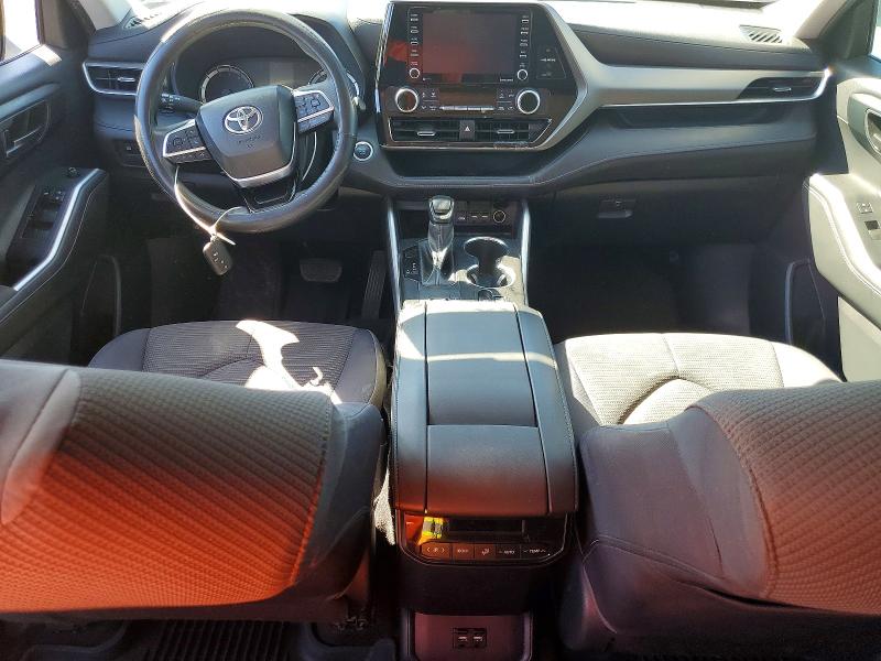 Zdjęcie 8 z aukcji – 2021 TOYOTA HIGHLANDER z VIN 5TDCZRAH0MS032588