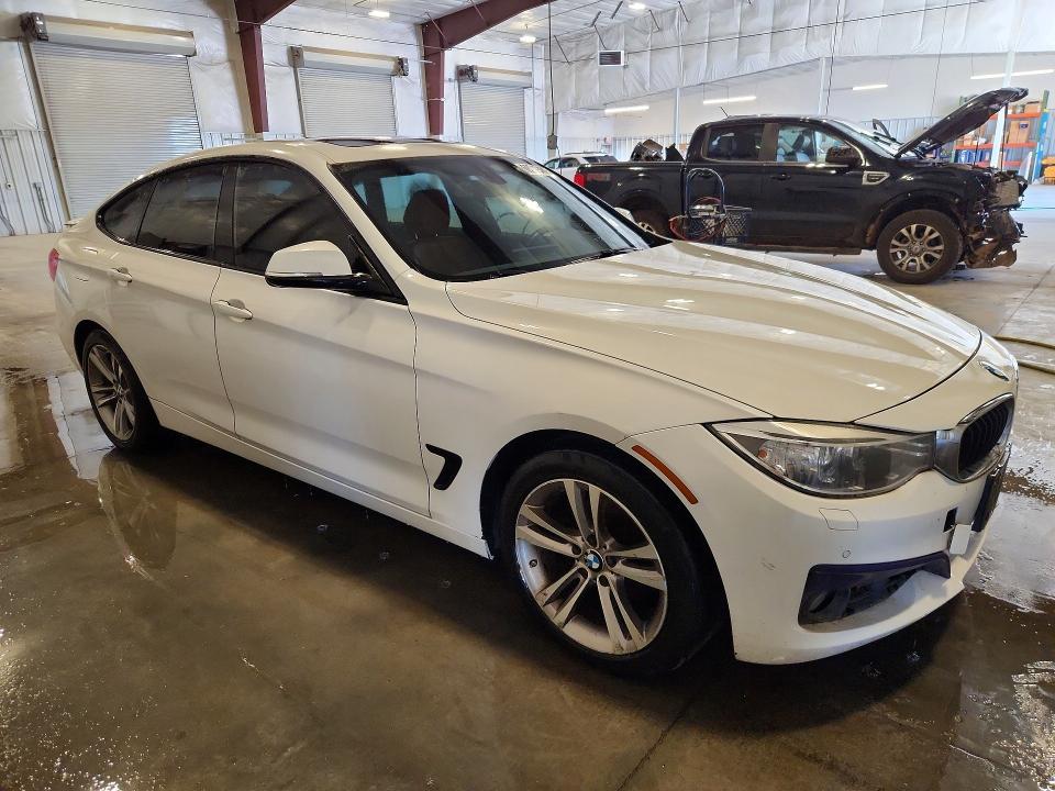Photo 4 from auction – 2016 BMW 328 with VIN WBA8Z5C50GG501949