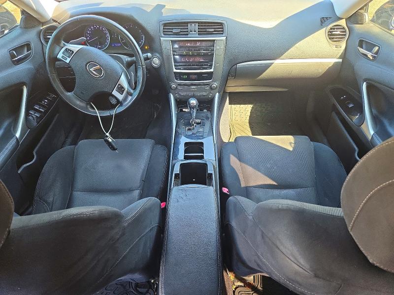 Photo 8 from auction – 2011 LEXUS IS with VIN JTHCF5C24B5048613