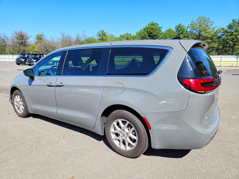 Снимка 2 от търг – 2025 CHRYSLER PACIFICA с VIN 2C4RC1BG2SR504511