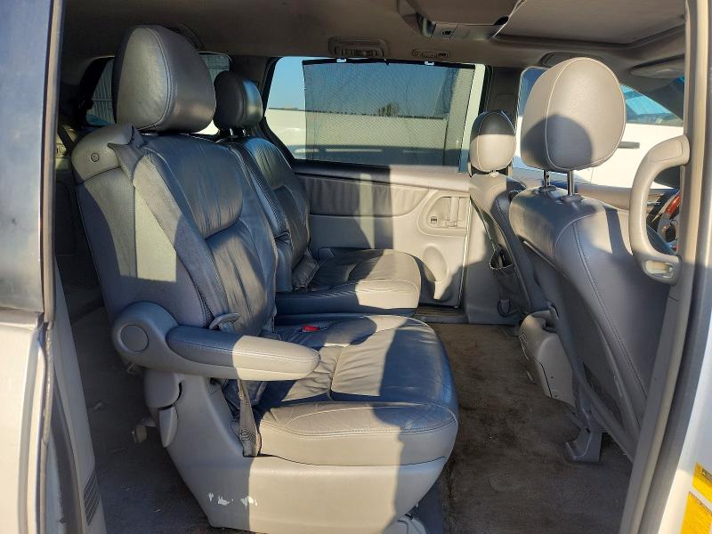 Photo 11 from auction – 2004 TOYOTA SIENNA with VIN 5TDZA22C54S140409