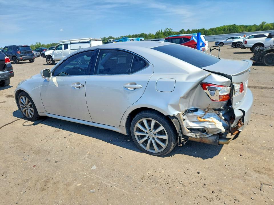 Photo 2 from auction – 2008 LEXUS IS with VIN JTHCK262485025735