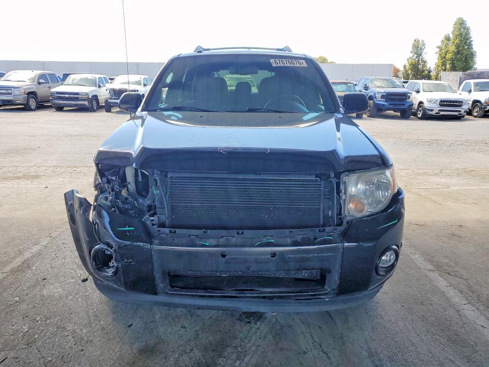 Photo 5 from auction – 2010 FORD ESCAPE with VIN 1FMCU9EG6AKC15041