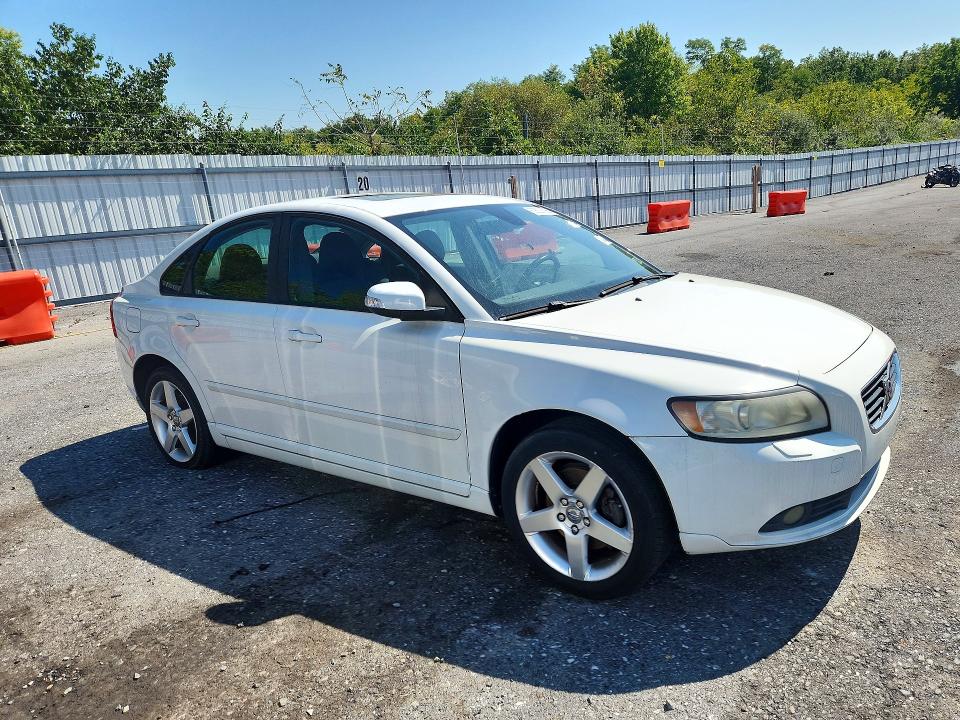 Photo 4 from auction – 2008 VOLVO S40 with VIN YV1MS390782369061