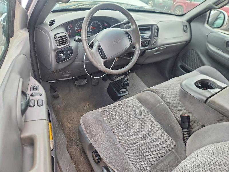 Photo 8 from auction – 2002 FORD F150 with VIN 1FTRX18L82NA86266