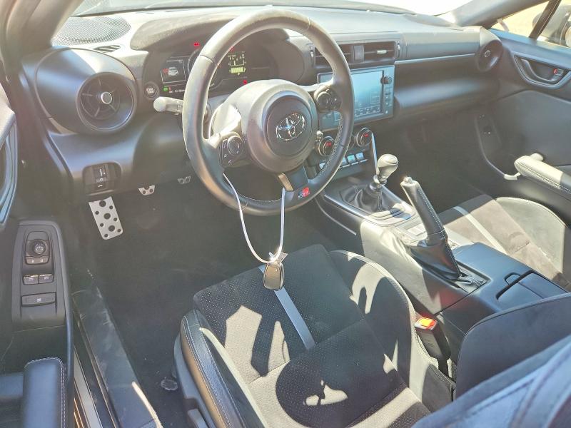 Photo 8 from auction – 2025 TOYOTA GR86 with VIN JF1ZNBE17S9756144