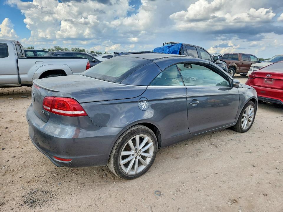 Photo 3 from auction – 2012 VOLKSWAGEN EOS with VIN WVWBW7AH9CV013048