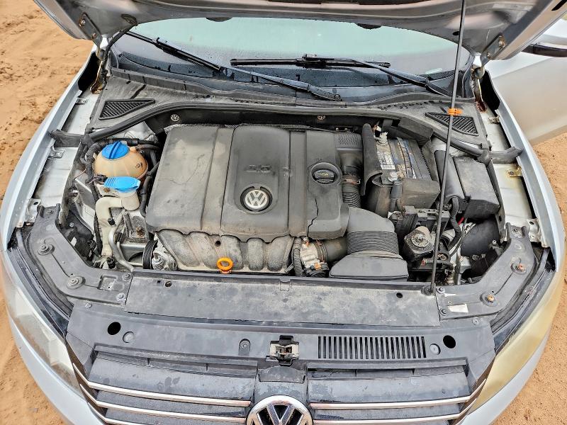 Photo 11 from auction – 2013 VOLKSWAGEN PASSAT with VIN 1VWBP7A35DC088096