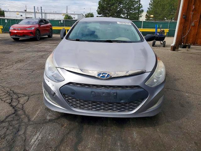 Foto 5 de la subasta – 2012 HYUNDAI SONATA con VIN KMHEC4A40CA031491