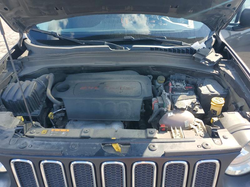 Photo 12 from auction – 2017 JEEP RENEGADE with VIN ZACCJBAB4HPF97892