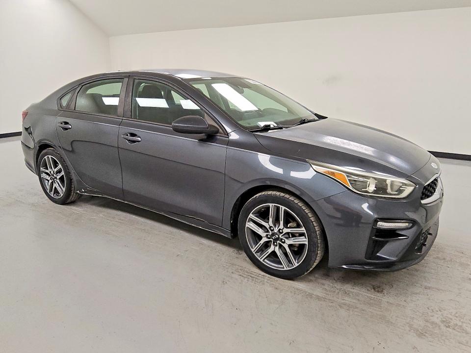Foto 4 de la subasta – 2019 KIA FORTE con VIN 3KPF34AD8KE039911