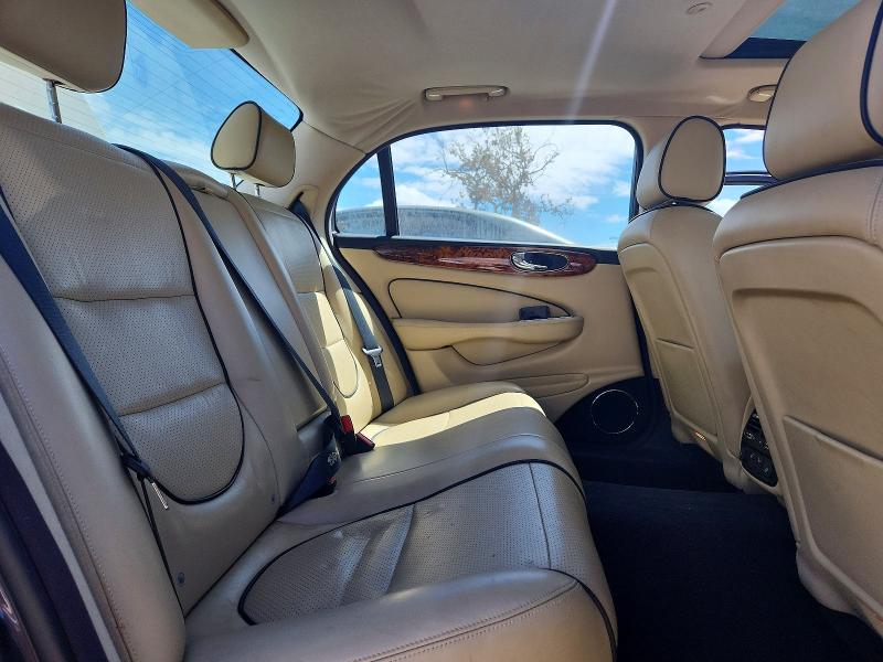 Photo 10 from auction – 2008 JAGUAR XJ8 with VIN SAJWA79B38SH19378
