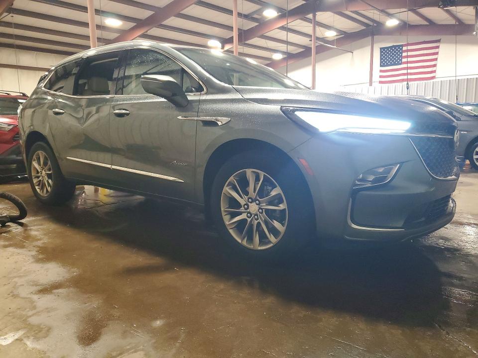 Фото 4 с аукциона – 2022 BUICK ENCLAVE с VIN 5GAEVCKW9NJ180463