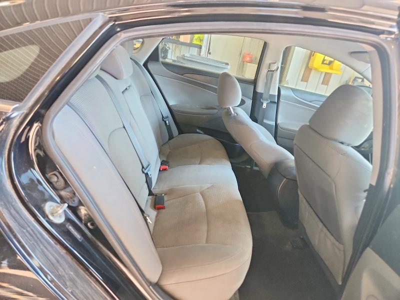 Снимка 10 от търг – 2013 HYUNDAI SONATA с VIN 5NPEB4AC2DH672070