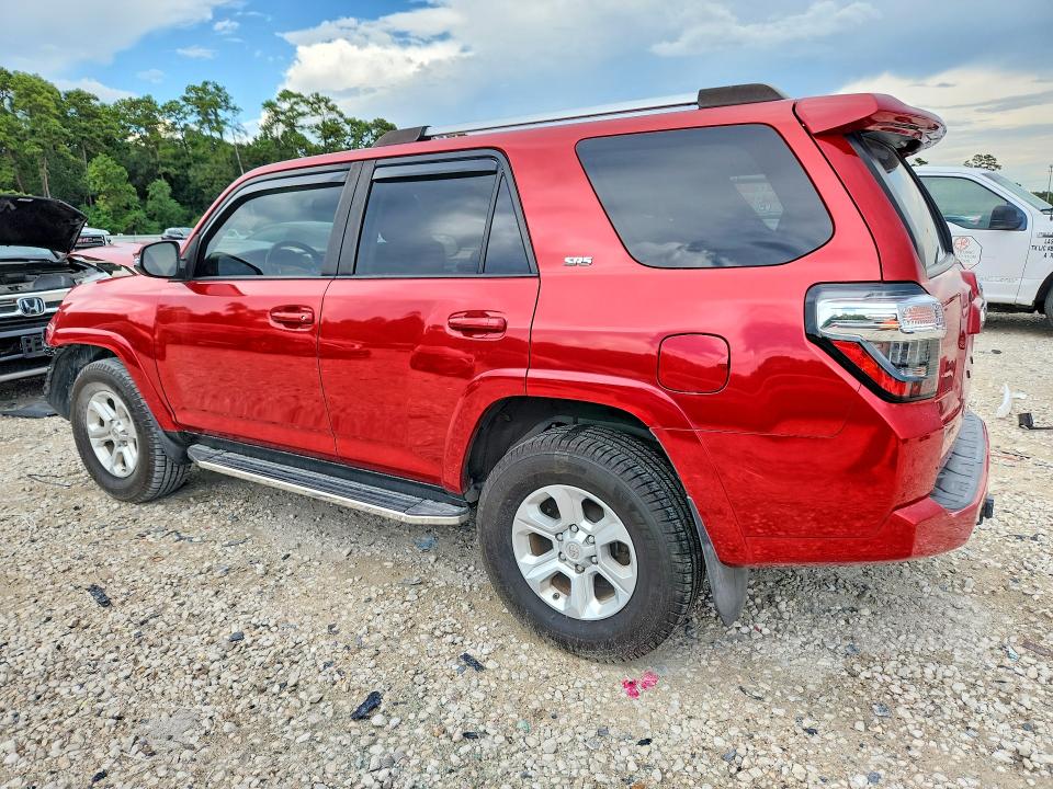 Photo 2 from auction – 2021 TOYOTA 4RUNNER with VIN JTEFU5JR2M5246433