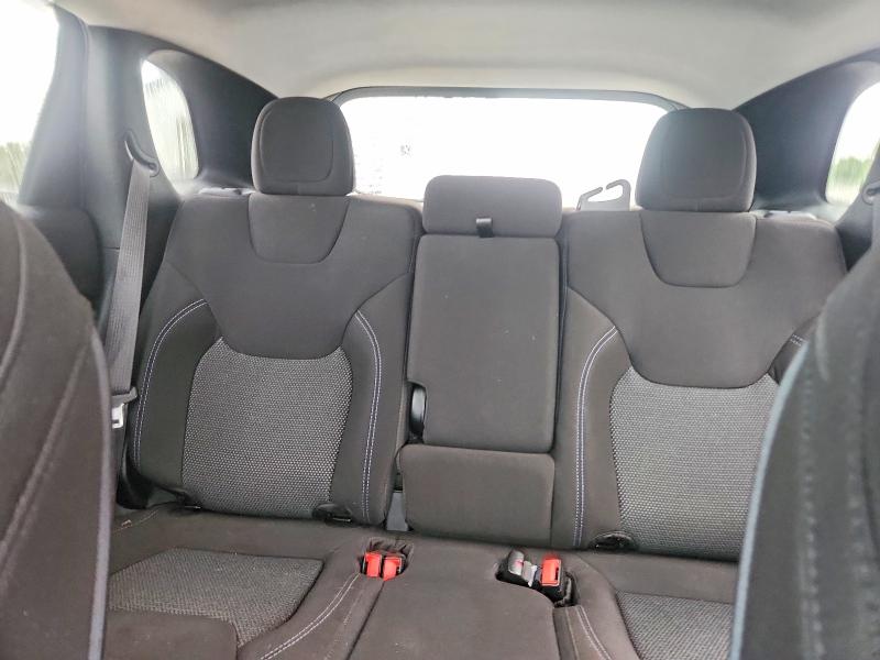 Photo 10 from auction – 2020 JEEP CHEROKEE with VIN 1C4PJMCB9LD570530