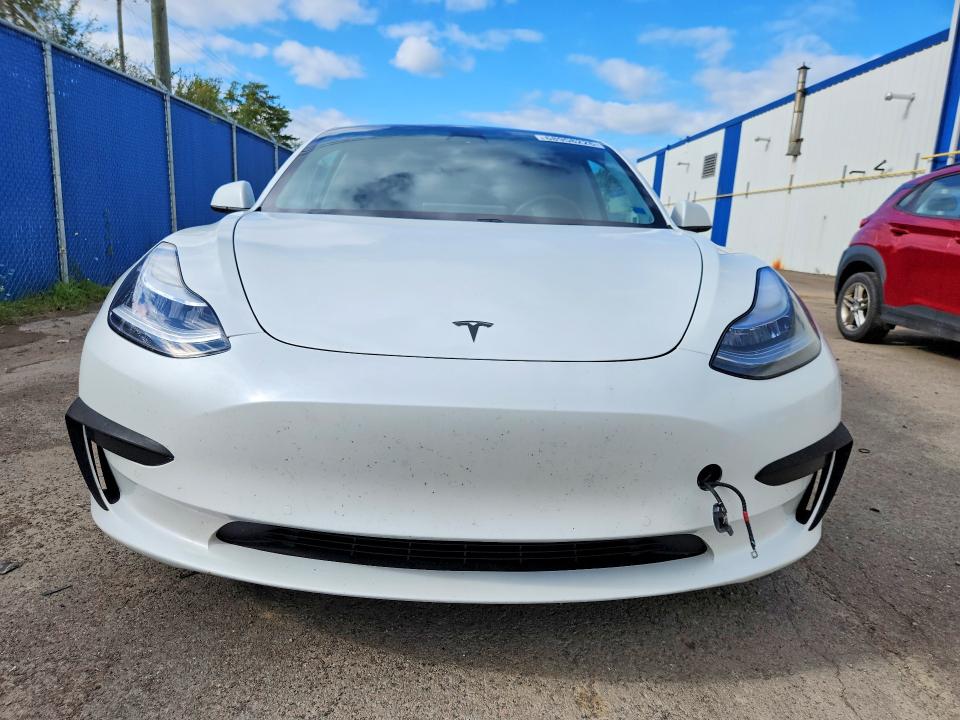 Photo 5 from auction – 2020 TESLA MODEL 3 with VIN 5YJ3E1EA3LF625505