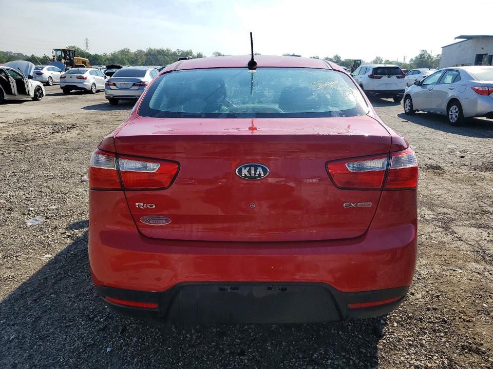 Zdjęcie 6 z aukcji – 2013 KIA RIO z VIN KNADN4A34D6154357