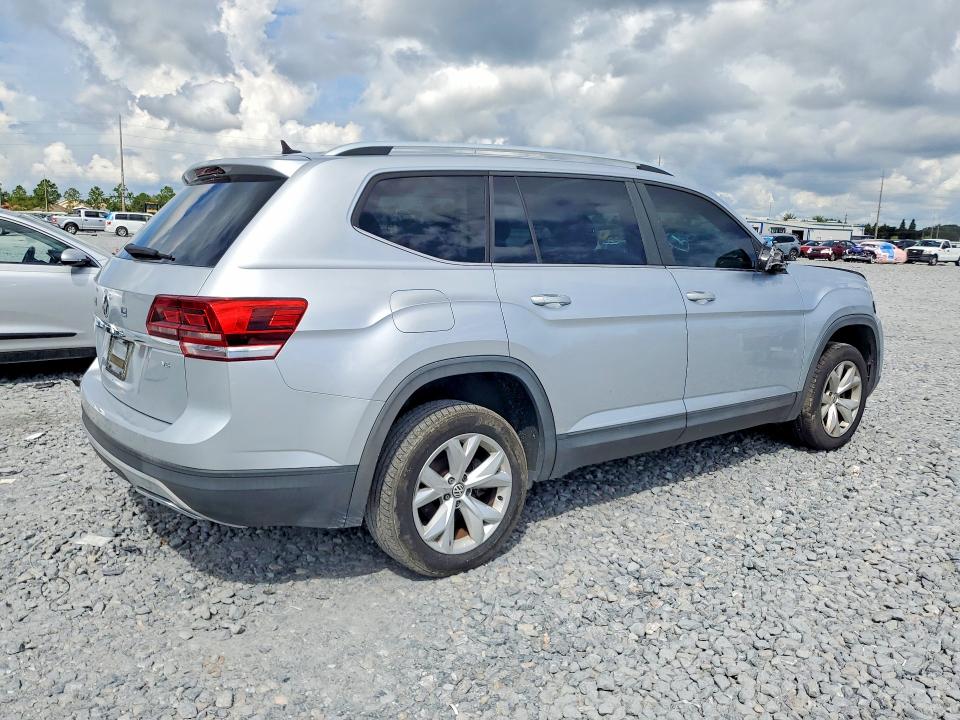 Photo 3 from auction – 2018 VOLKSWAGEN ATLAS with VIN 1V2CR2CA8JC535918