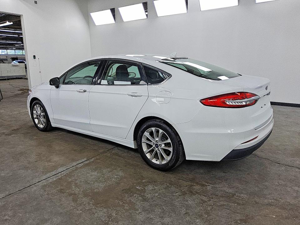 Photo 2 from auction – 2020 FORD FUSION with VIN 3FA6P0HD0LR148401