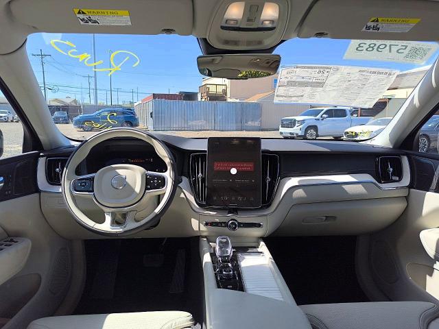 Photo 10 from auction – 2026 VOLVO XC60 with VIN YV4M12RM0T1493092