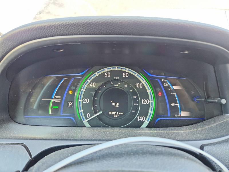 Photo 9 from auction – 2015 HONDA ACCORD with VIN 1HGCR6F53FA012320