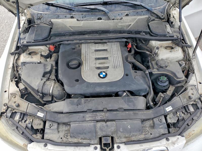 Photo 11 from auction – 2011 BMW 335 with VIN WBAPN7C55BA949814