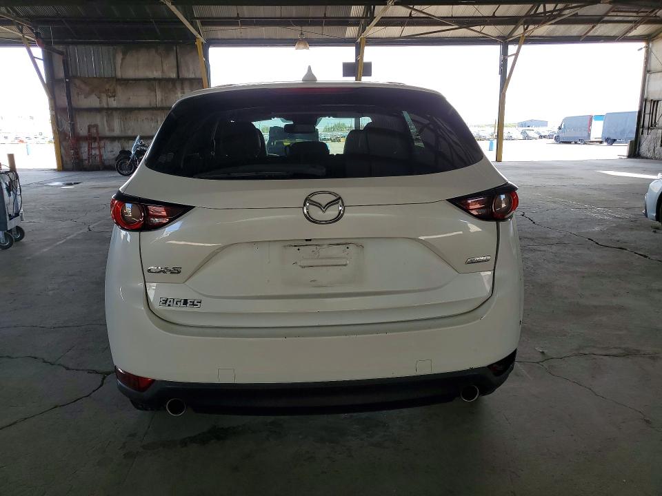 Фото 6 с аукциона – 2018 MAZDA CX-5 с VIN JM3KFACMXJ1322594
