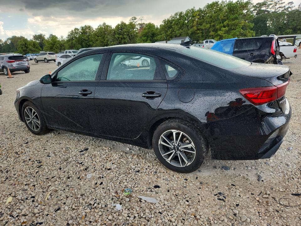 Фото 2 с аукциона – 2022 KIA FORTE с VIN 3KPF24AD2NE417258