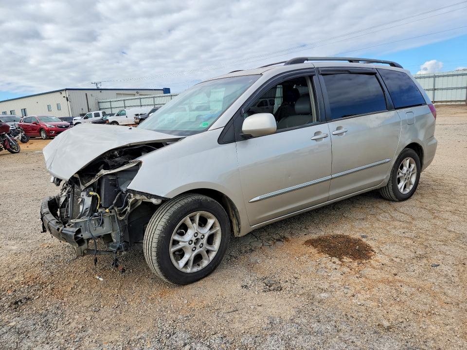 TOYOTA SIENNA 2005 with VIN 5TDZA22C25S277454 - Photo from auction