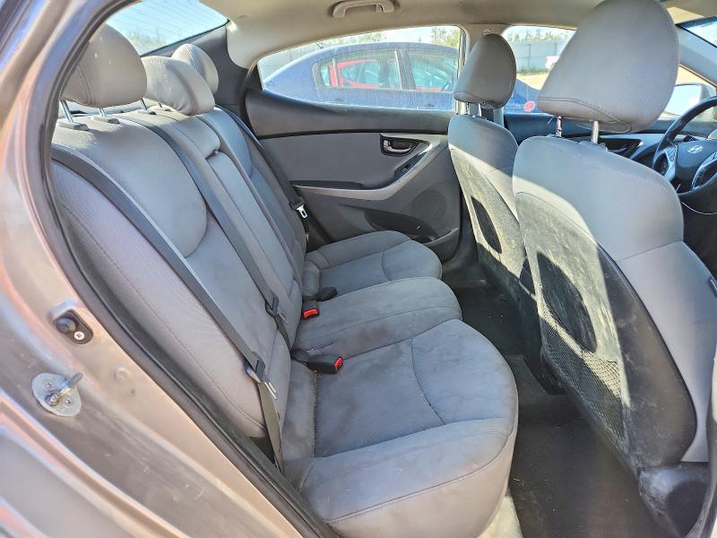 Photo 10 from auction – 2012 HYUNDAI ELANTRA with VIN 5NPDH4AE5CH071830