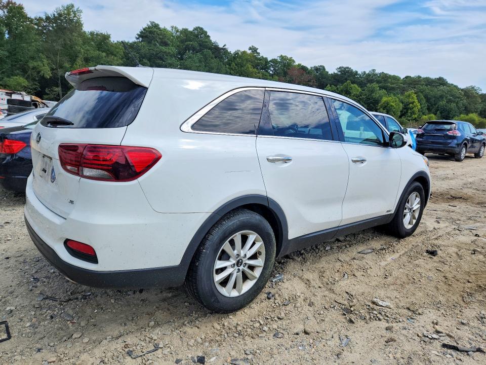 Photo 3 from auction – 2019 KIA SORENTO with VIN 5XYPGDA56KG487844