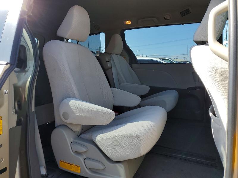 Photo 11 from auction – 2013 TOYOTA SIENNA with VIN 5TDKK3DC2DS292875