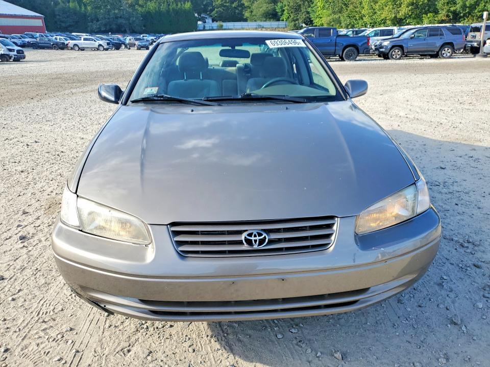 Photo 5 from auction – 1999 TOYOTA CAMRY with VIN 4T1BG22K6XU897175